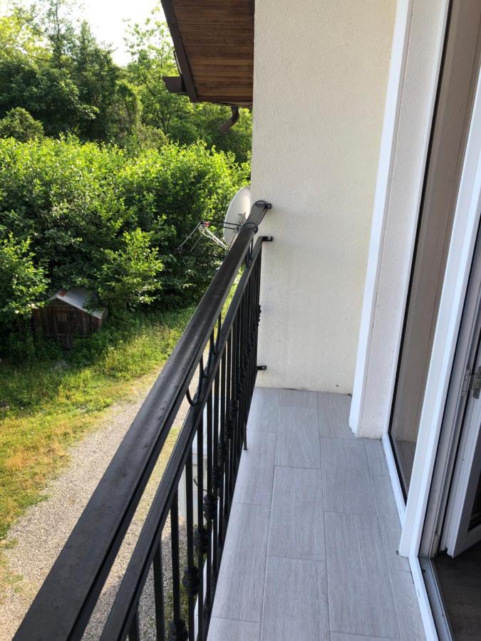 Guest House Гости Pizunda Exterior photo